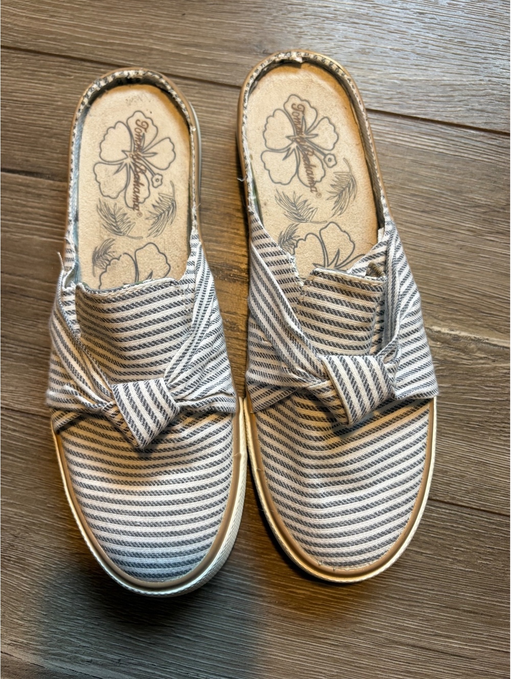 Tommy Bahama Women's Striped Textile Slide Sandals Size 7.5